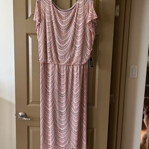 Midi crochet gold dress in a rose gold color